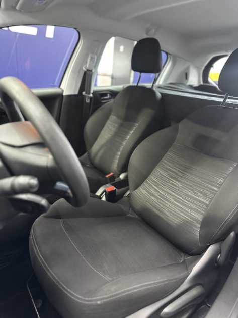 Peugeot 208 1.5 BlueHDI 100ch - Véhicule 2 places (VU)
