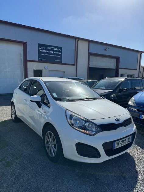 KIA RIO 1.2 85CH ACTIVE 5P 2014