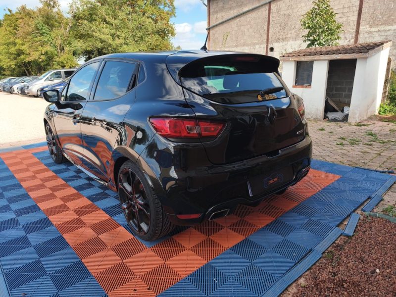 RENAULT CLIO 1.6 T 200CH RS EDC 2014