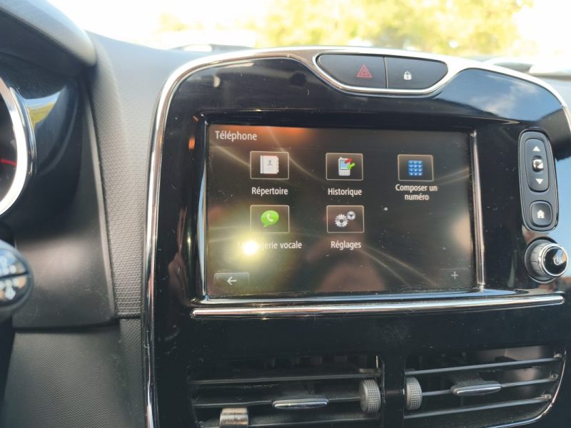 RENAULT CLIO 1.6 T 200CH RS EDC 2014