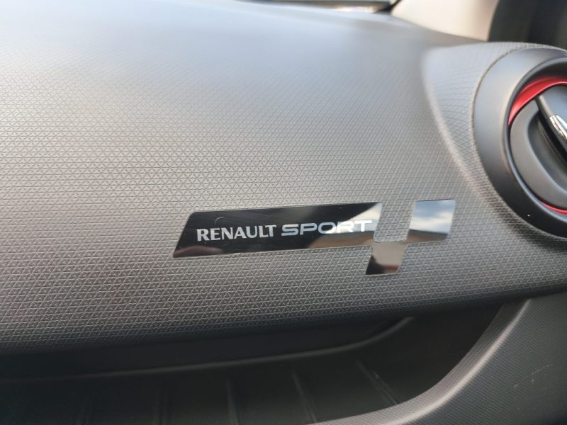 RENAULT CLIO 1.6 T 200CH RS EDC 2014