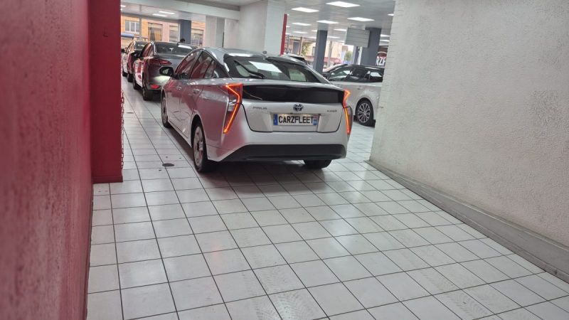 TOYOTA PRIUS BERLINE 122CV DYNAMIC PACK PREMIUM/1 ERE MAIN/TVA RECUP 2019
