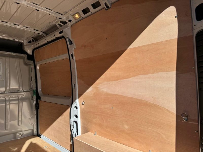 PEUGEOT BOXER L2H1 2.2 BLUE HDI 140 PRO 2024