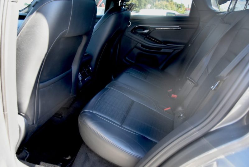 LAND ROVER RANGE ROVER EVOQUE II D240 4WD R-DYNAMIC HSE BVA9 -57 335 KM 