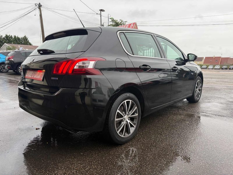 PEUGEOT 308 1.6HDI 120CV BOITE AUTOMATIQUE S&S EAT6 2017