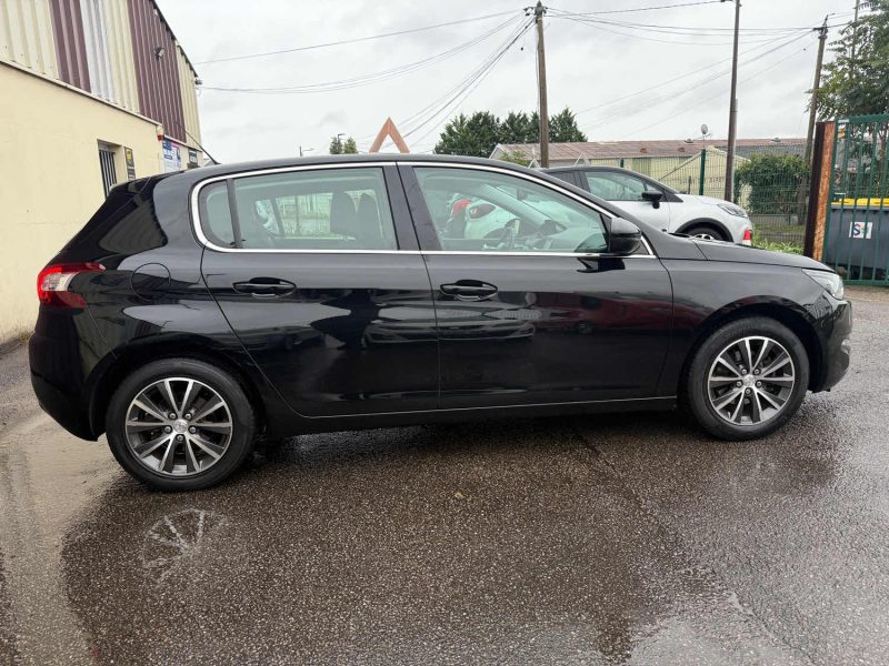 PEUGEOT 308 1.6HDI 120CV BOITE AUTOMATIQUE S&S EAT6 2017
