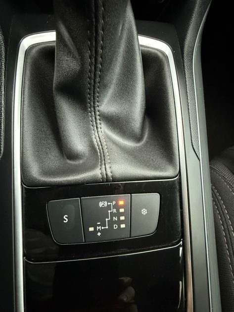 PEUGEOT 308 1.6HDI 120CV BOITE AUTOMATIQUE S&S EAT6 2017