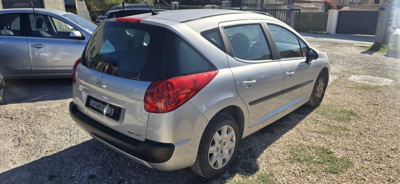 Peugeot 207 1.4 VTi Série Millesim 200- 95 cv – 96 000 km , 2010- Garantie 3Mois