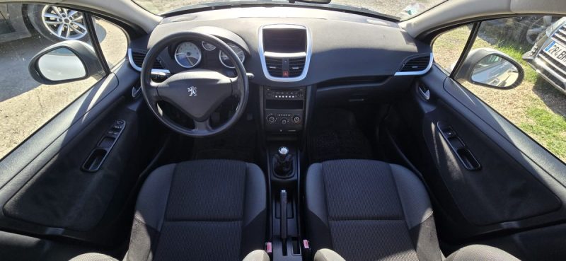 Peugeot 207 1.4 VTi Série Millesim 200- 95 cv – 96 000 km , 2010- Garantie 3Mois