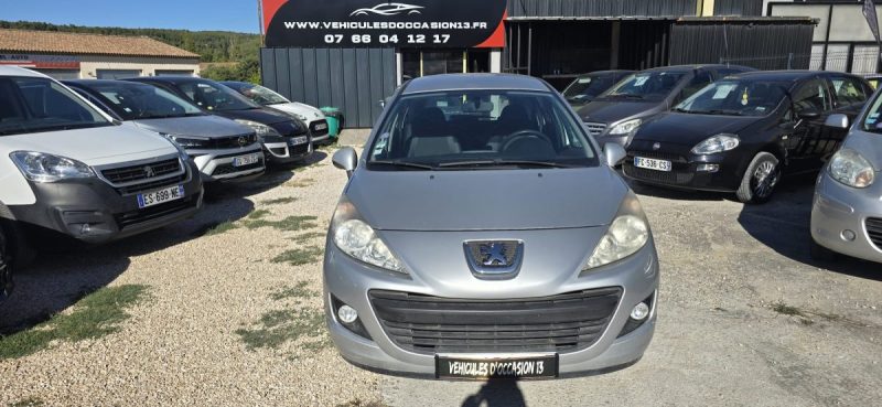 Peugeot 207 1.4 VTi Série Millesim 200- 95 cv – 96 000 km , 2010- Garantie 3Mois