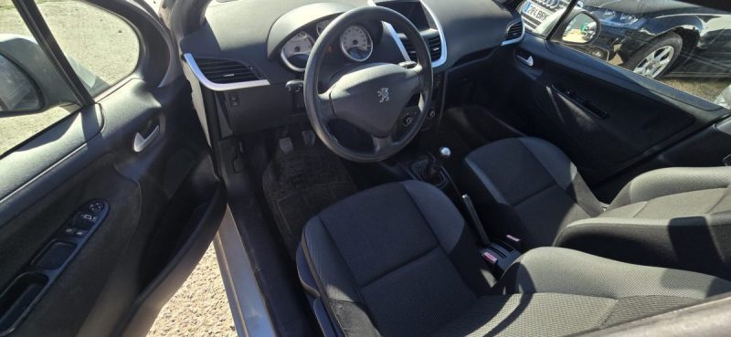 Peugeot 207 1.4 VTi Série Millesim 200- 95 cv – 96 000 km , 2010- Garantie 3Mois