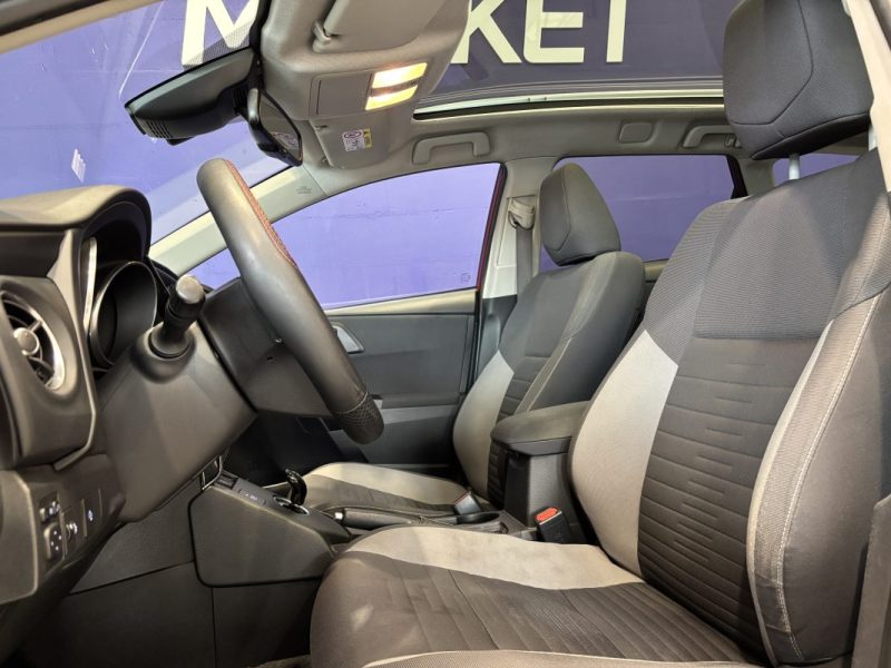 Toyota Auris HSD 136ch Design - Toit panoramique