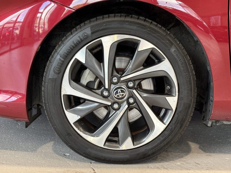 Toyota Auris HSD 136ch Design - Toit panoramique