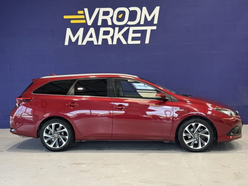 Toyota Auris HSD 136ch Design - Toit panoramique