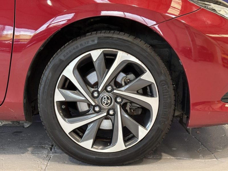 Toyota Auris HSD 136ch Design - Toit panoramique