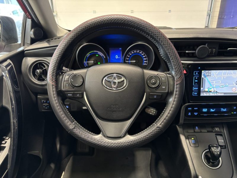 Toyota Auris HSD 136ch Design - Toit panoramique