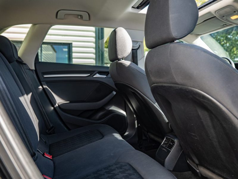 AUDI A3 SPORTBACK 2.0 TDI 150Cv ATTRACTION S TRONIC 6 / TOIT OUVRANT