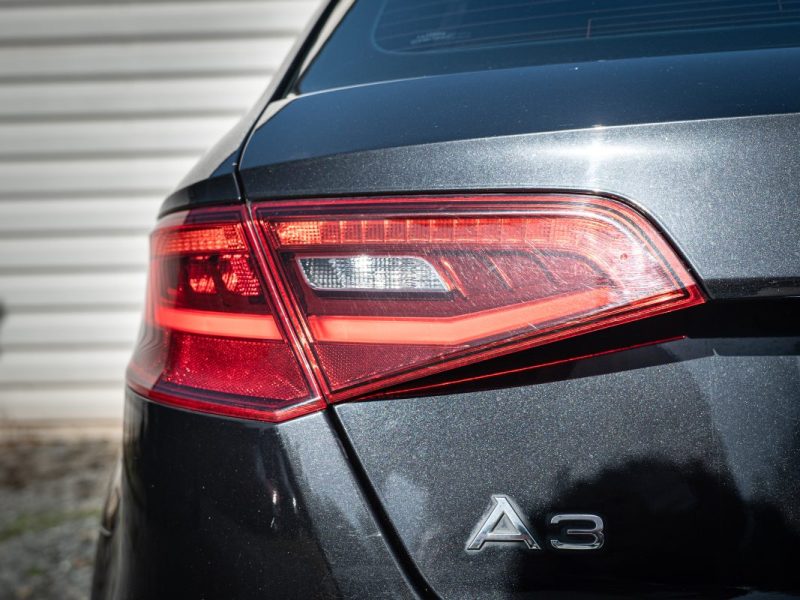 AUDI A3 SPORTBACK 2.0 TDI 150Cv ATTRACTION S TRONIC 6 / TOIT OUVRANT