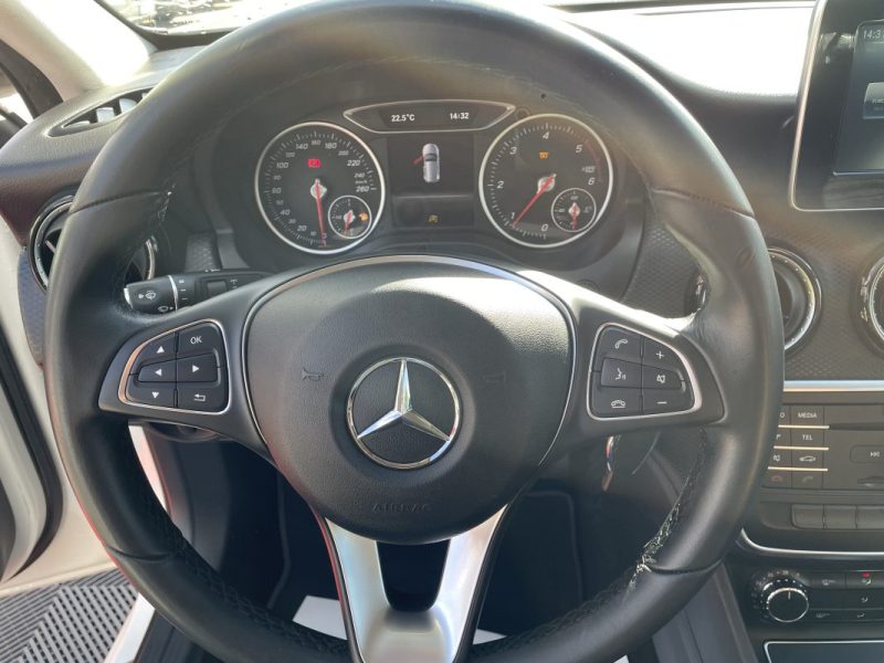 MERCEDES CLASSE A 160 D INTUITION 2017