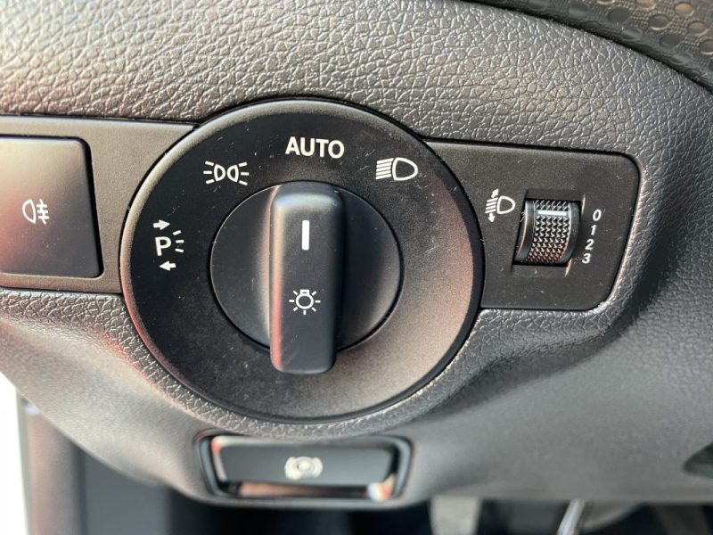 MERCEDES CLASSE A 160 D INTUITION 2017