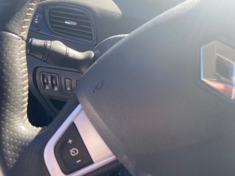 RENAULT MEGANE SCENIC 1.5 DCI 110CH ENERGY DYNAMIQUE ECO² 2012