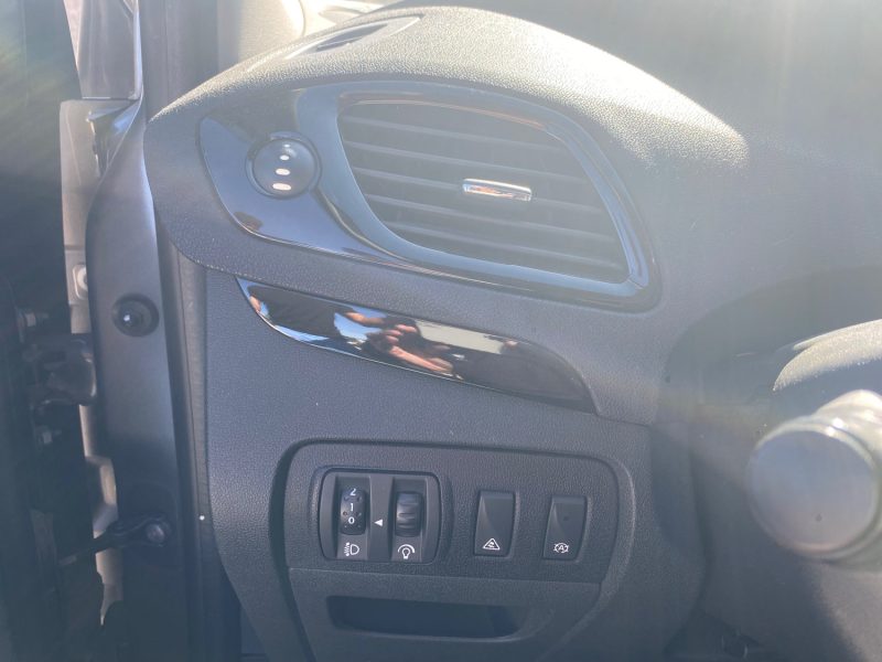 RENAULT MEGANE SCENIC 1.5 DCI 110CH ENERGY DYNAMIQUE ECO² 2012