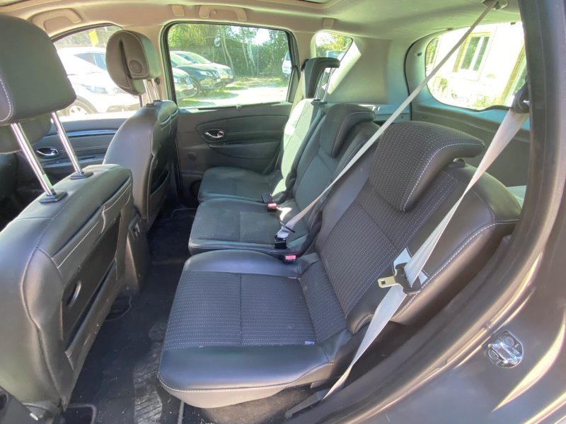 RENAULT MEGANE SCENIC 1.5 DCI 110CH ENERGY DYNAMIQUE ECO² 2012