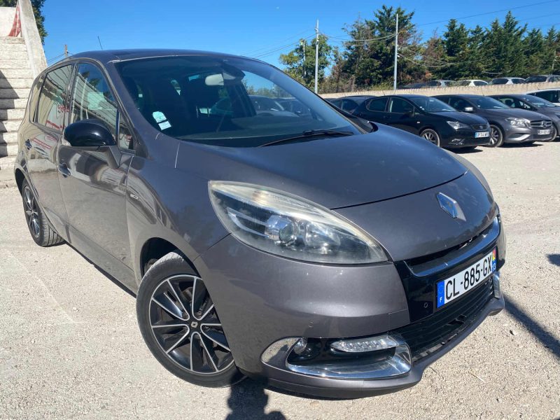 RENAULT MEGANE SCENIC 1.5 DCI 110CH ENERGY DYNAMIQUE ECO² 2012