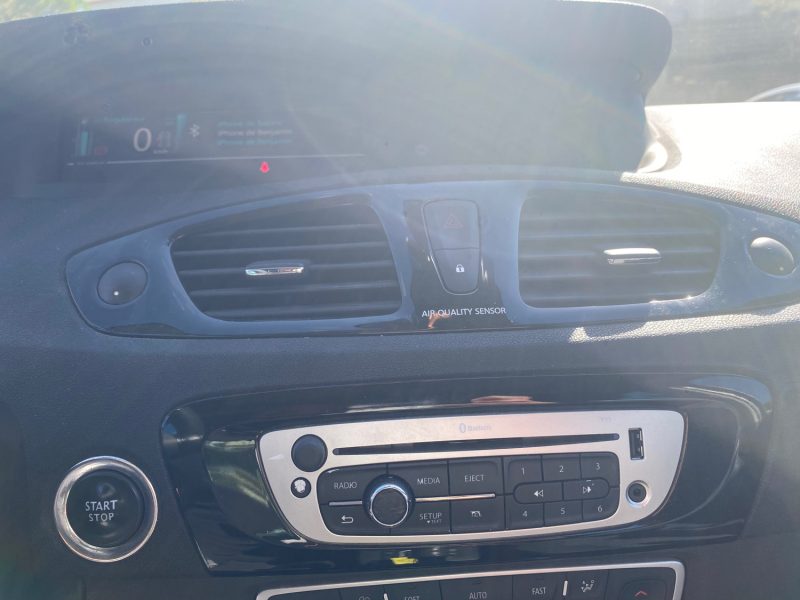 RENAULT MEGANE SCENIC 1.5 DCI 110CH ENERGY DYNAMIQUE ECO² 2012