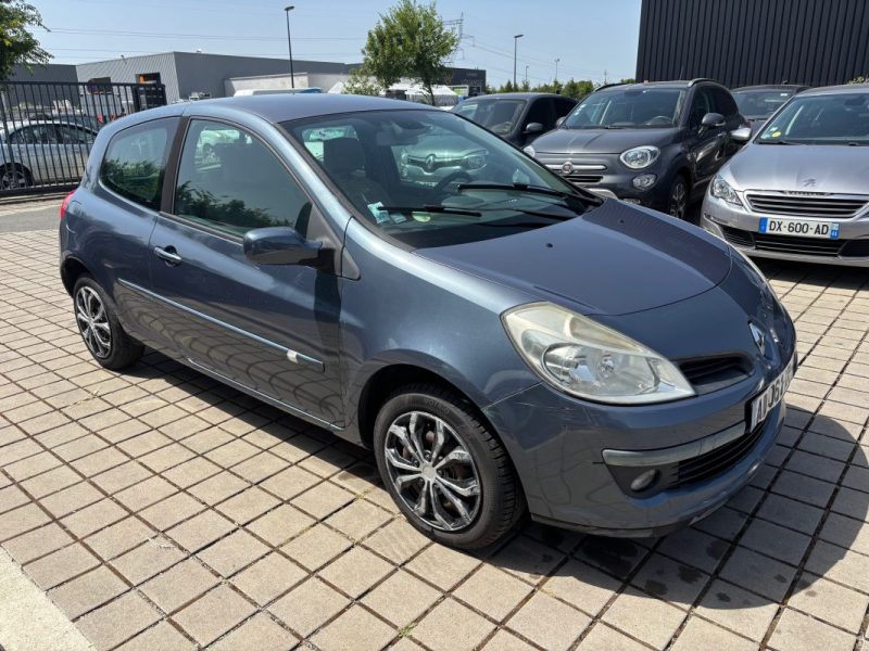 RENAULT CLIO CONFORT DYNAMIQUE 1.2 75CH 16V 2006