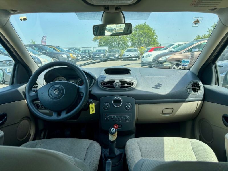 RENAULT CLIO CONFORT DYNAMIQUE 1.2 75CH 16V 2006