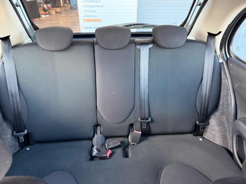 NISSAN MICRA  PHASE2 1.2I 80CH   - IDÉAL  JEUNE PERMIS -