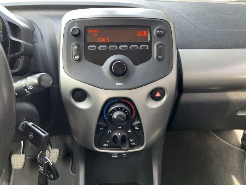 TOYOTA AYGO 1.0 VVT-I 69CH X 5P 