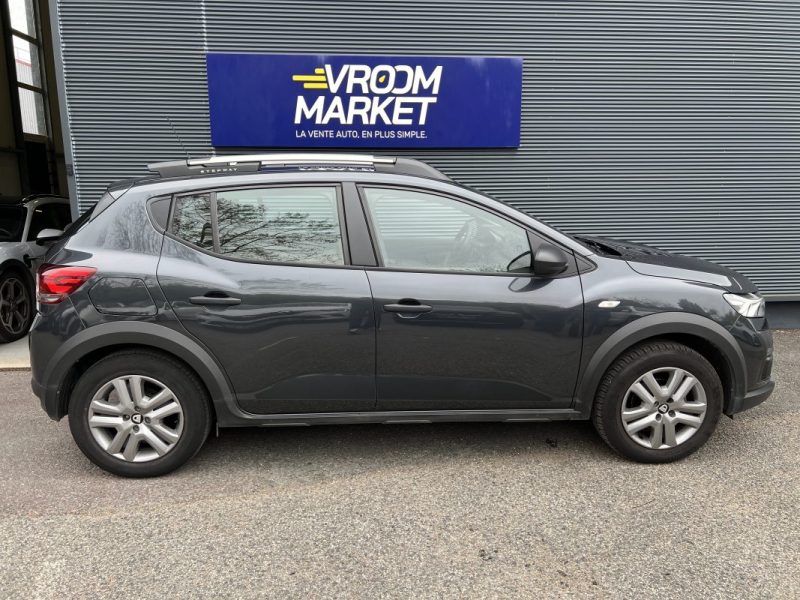 DACIA SANDERO STEPWAY 1.0 ECO-G 100CH GPL - ENTRETIEN COMPLET  - PREMIÈRE MAIN