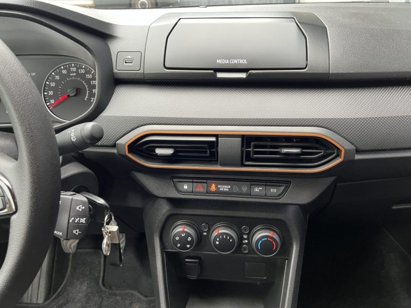 DACIA SANDERO STEPWAY 1.0 ECO-G 100CH GPL - ENTRETIEN COMPLET  - PREMIÈRE MAIN