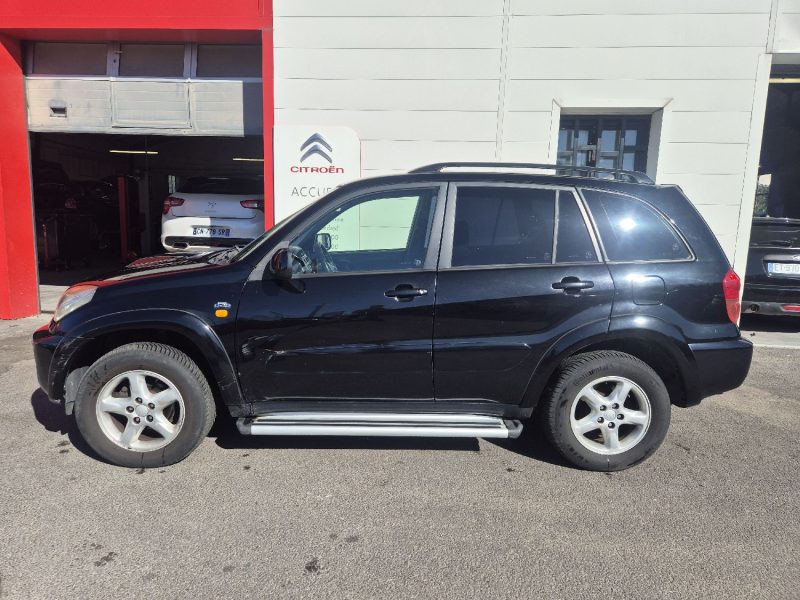 TOYOTA RAV4 2.0 D4D VX 2003
