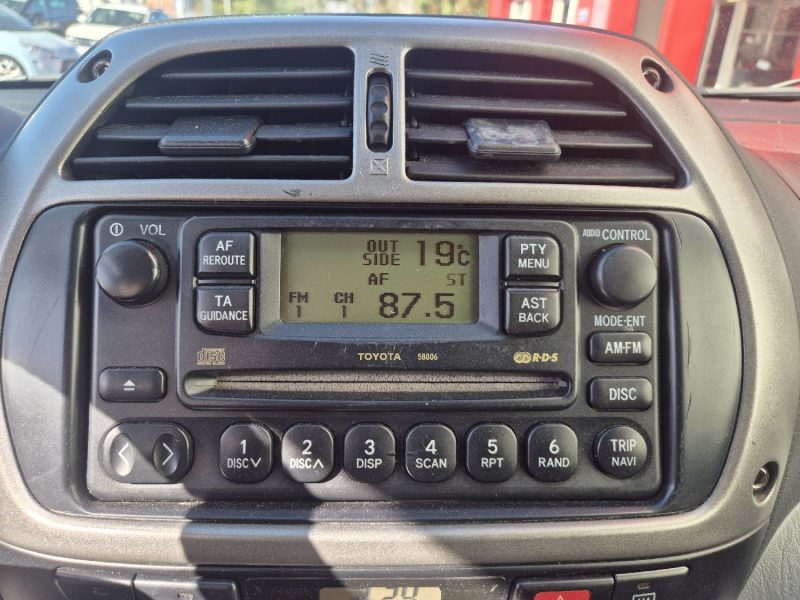 TOYOTA RAV4 2.0 D4D VX 2003