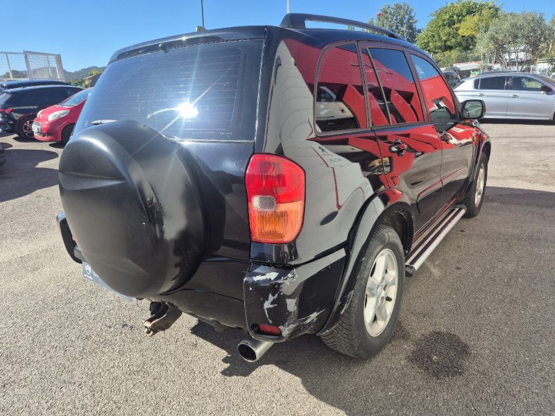 TOYOTA RAV4 2.0 D4D VX 2003