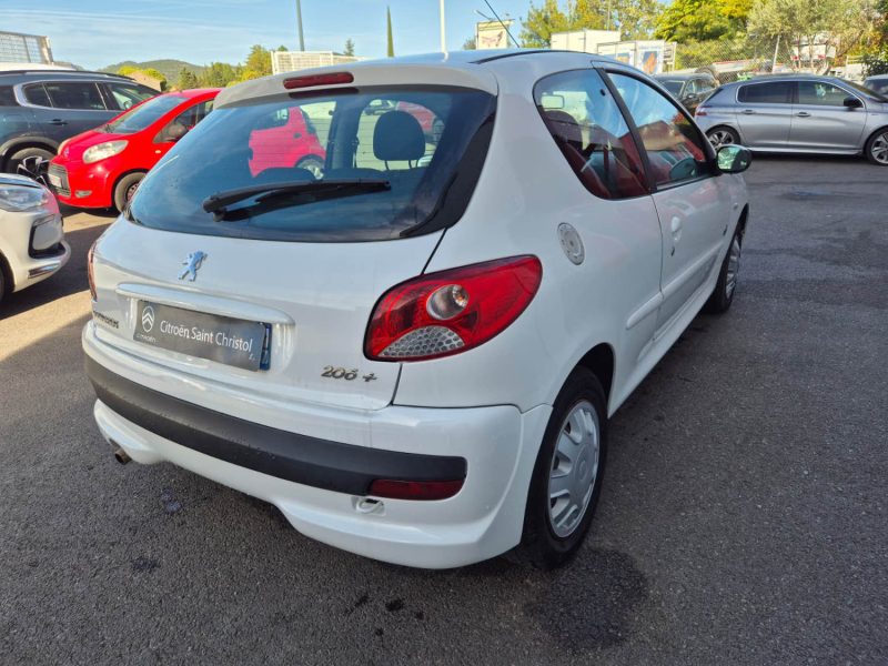 PEUGEOT 206+ 1.1 GÉNÉRATION 3P 2012