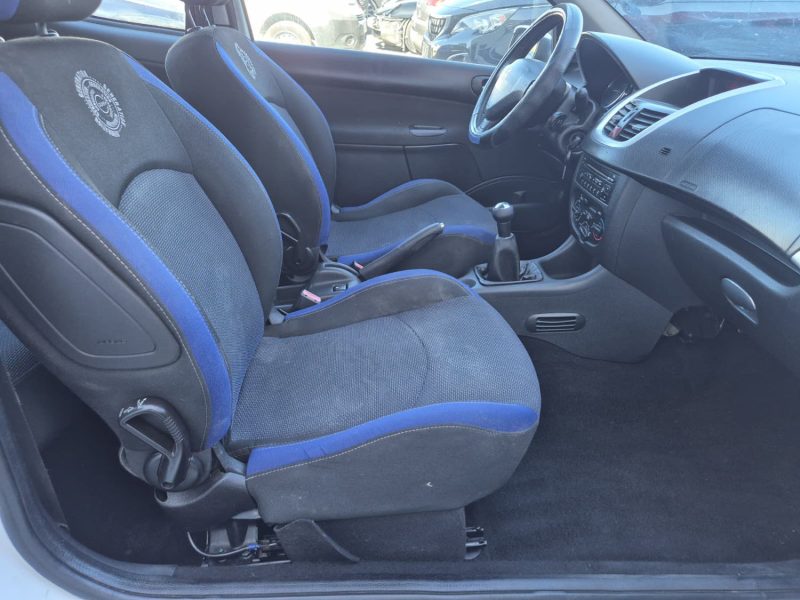 PEUGEOT 206+ 1.1 GÉNÉRATION 3P 2012