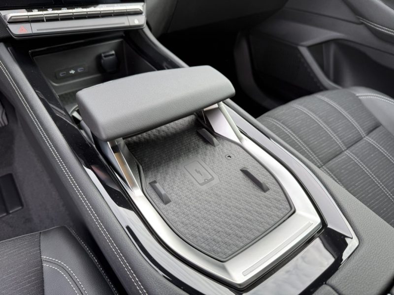 RENAULT AUSTRAL E-TECH FULL HYBRID 200 GSR2 TECHNO 2025