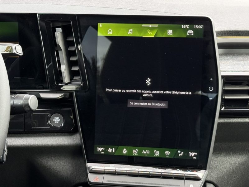 RENAULT AUSTRAL E-TECH FULL HYBRID 200 GSR2 TECHNO 2025