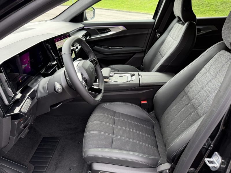 RENAULT AUSTRAL E-TECH FULL HYBRID 200 GSR2 TECHNO 2025