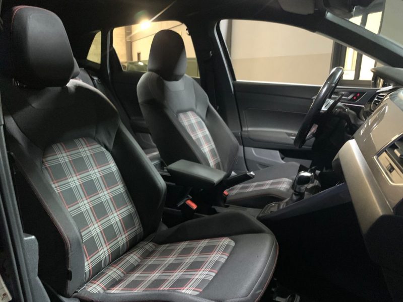VOLKSWAGEN POLO VI GTI 2.0 TFSI 200CH DSG6-TOIT OUVRANT PANORAMIQUE-VIRTUAL COCKPIT-SIÈGES CHAUFFANTS-85 000KM 
