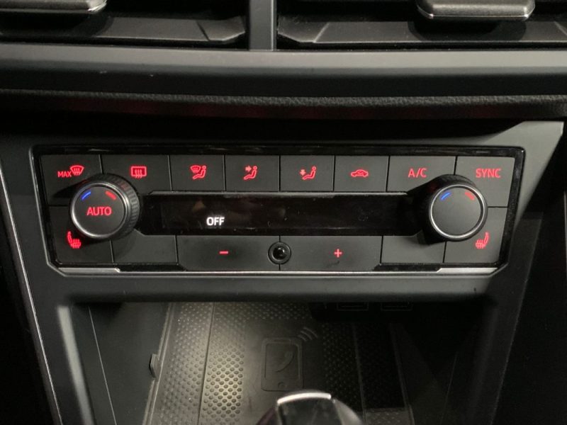 VOLKSWAGEN POLO VI GTI 2.0 TFSI 200CH DSG6-TOIT OUVRANT PANORAMIQUE-VIRTUAL COCKPIT-SIÈGES CHAUFFANTS-85 000KM 