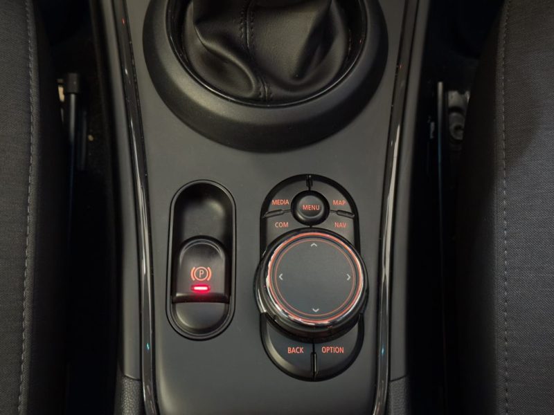 MINI COOPER COUNTRYMAN 1.5 ALL4 136 CV 