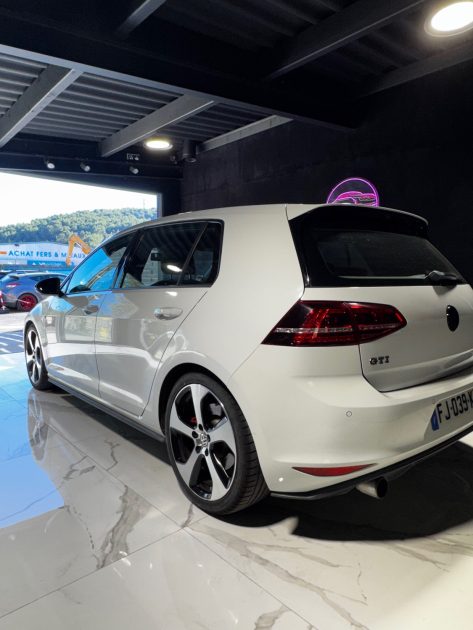 Volkswagen Golf 7 GTI – 300 ch – Bioéthanol – Révisée, Garantie incluse