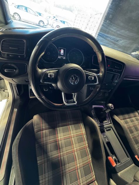 Volkswagen Golf 7 GTI – 300 ch – Bioéthanol – Révisée, Garantie incluse