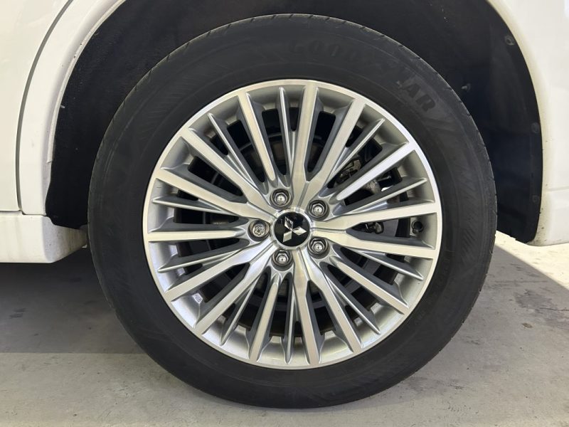 MITSUBISHI OUTLANDER 4WD INTENS RECHARGEABLE CAMERA DE RECUL / SIEGES CHAUFFANTS 