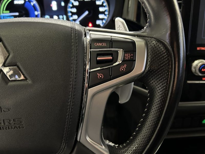 MITSUBISHI OUTLANDER 4WD INTENS RECHARGEABLE CAMERA DE RECUL / SIEGES CHAUFFANTS 